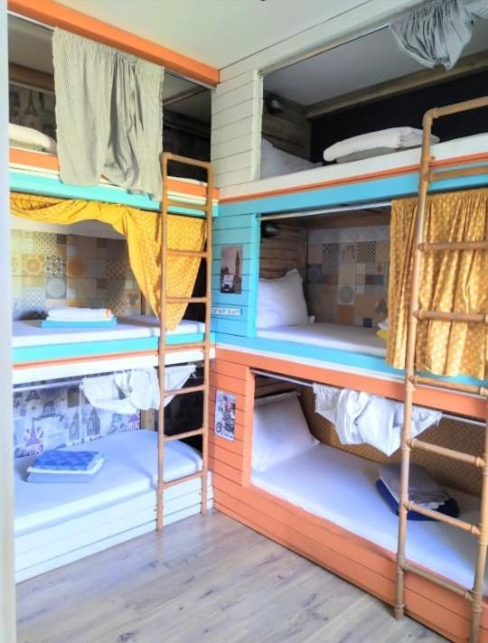 Estaleiro Casa Hotel Balneário Camboriú エクステリア 写真