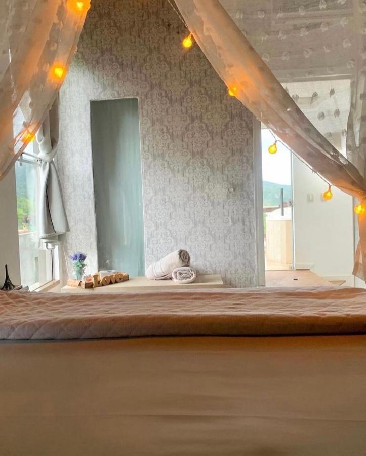 Estaleiro Casa Hotel Balneário Camboriú エクステリア 写真